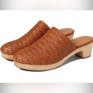 Madewell The Jordyn Clog Woven in Rustic Twig